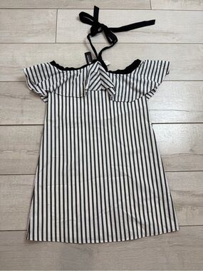 Alice + Olivia Black & White Striped Off Shoulder Halter Dress XS NWT
